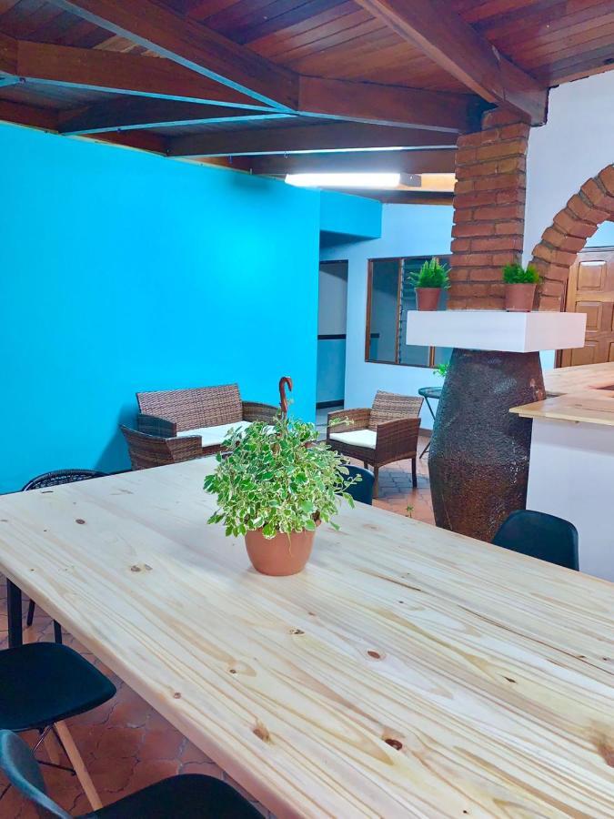 Global House Cr Hostel Backpackers Alajuela Habitacion Compartida 2 Camas Por Habitacion Exterior photo